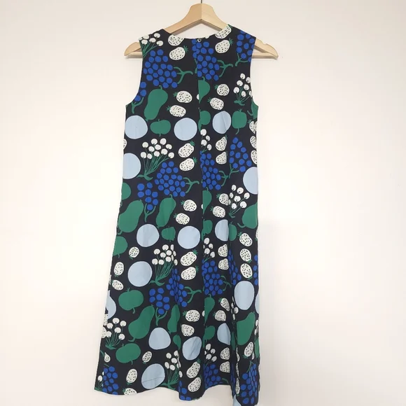 NWT Marimekko Sleeveless A Line Cotton Dress Black Fruit Motif. With pockets - Picture 6 of 12